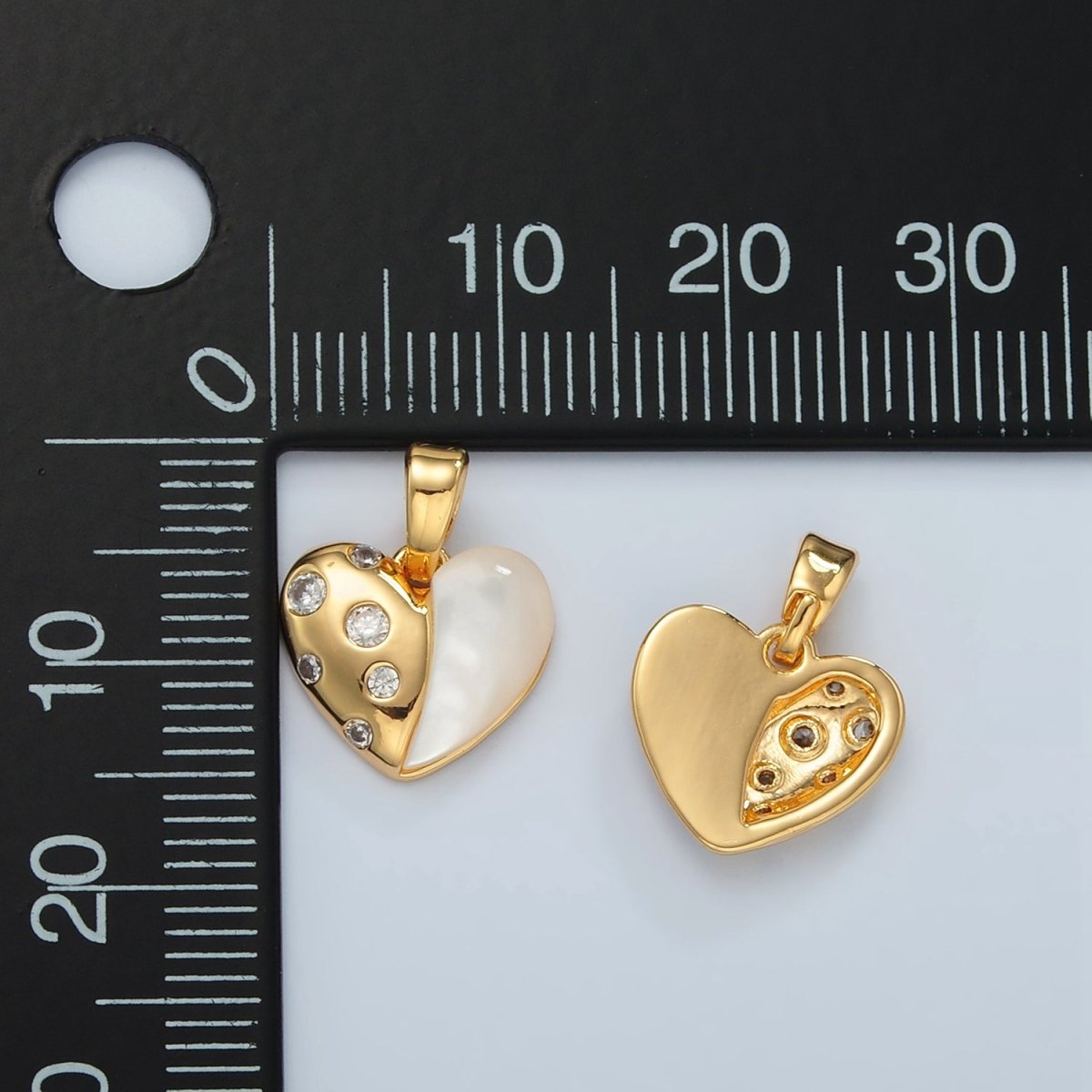 24K Gold Filled CZ Dotted Shell Pearl Heart Pendant | H785 - DLUXCA