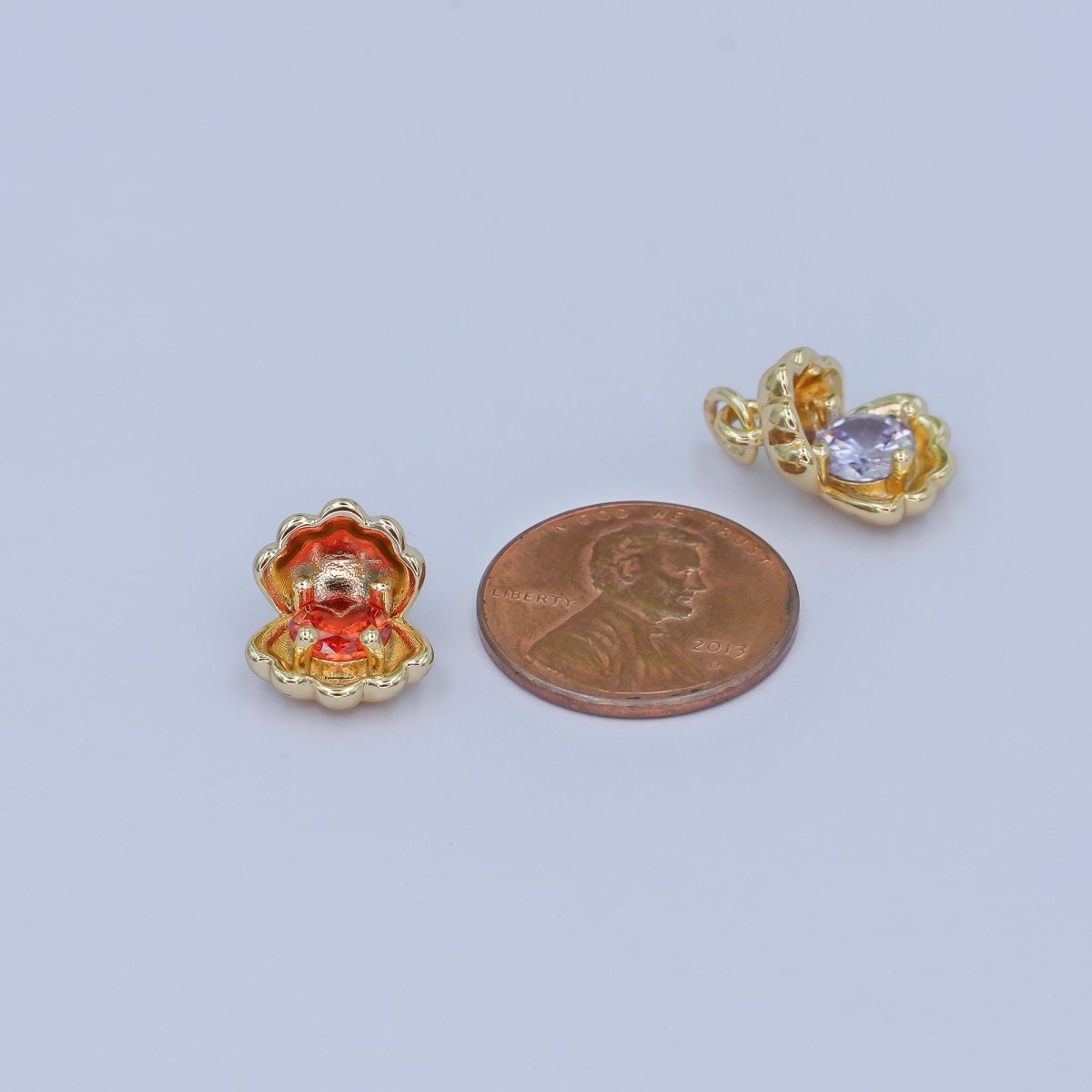 24K Gold Filled CZ Sea Shell Clam 3D Multidimensional Charm | N033 - DLUXCA