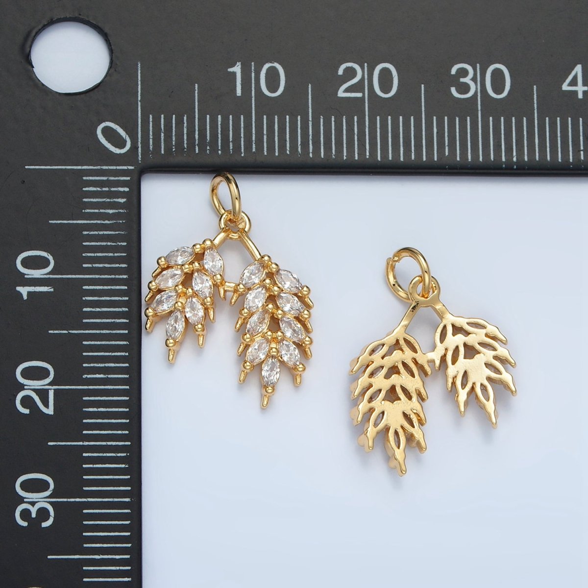 24K Gold Filled Double Marquise Leaf Plant Charm | N1371 - DLUXCA