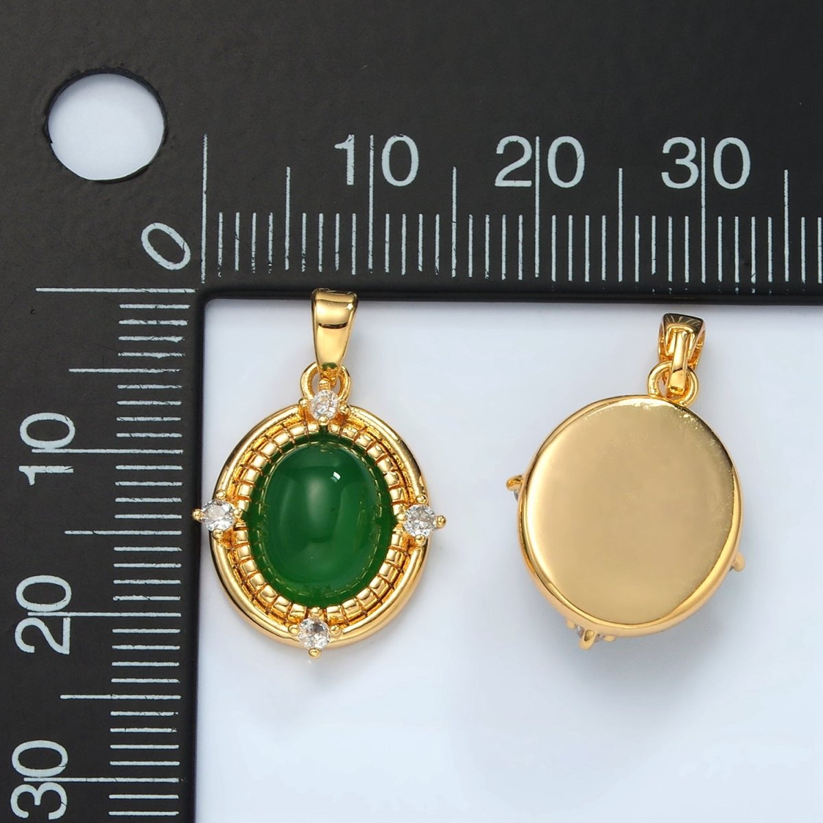 24k Gold Filled Green Aventurine CZ Bezel Oval Pendant | H908 - DLUXCA