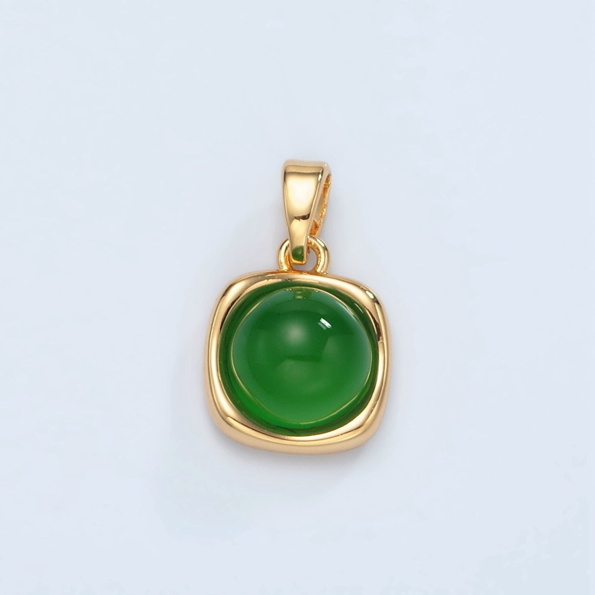 24K Gold Filled Green Aventurine Round Molten Bezel Pendant | H891 - DLUXCA