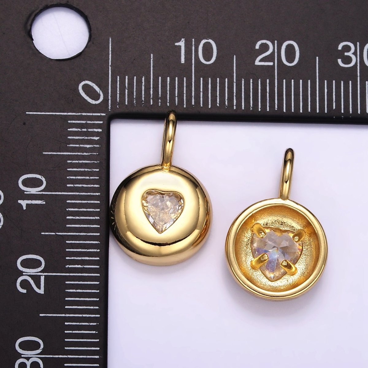 24K Gold Filled Heart Clear CZ Round Bezel Pendant | M123 - DLUXCA
