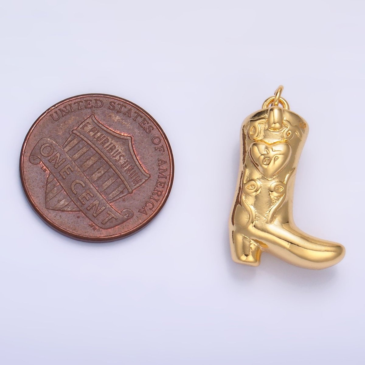 24K Gold Filled Heart Cowboy Boots Multidimensional Charm | W078 - DLUXCA