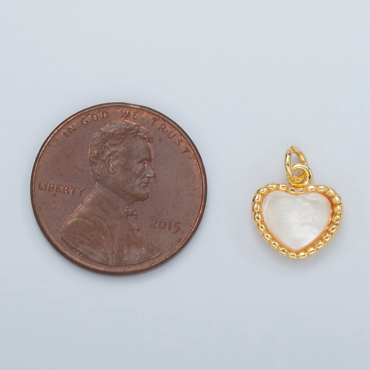 24K Gold Filled Heart Shell Pearl Dotted Bezel Pendant | D669 - DLUXCA