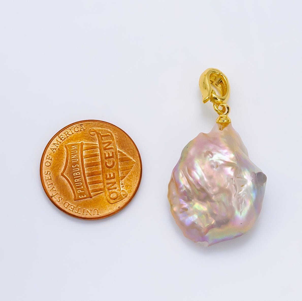 24K Gold Filled Iridescent Baroque Freshwater Pearl Snap Latch Bail Pendant | P1910 - DLUXCA