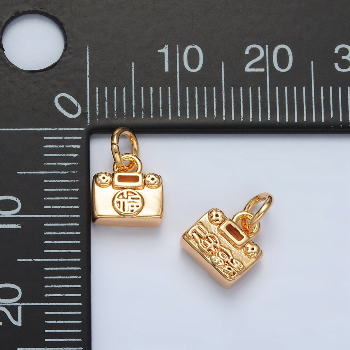 24K Gold Filled Mandarin Script Lucky Mini Charm | AG936 - DLUXCA