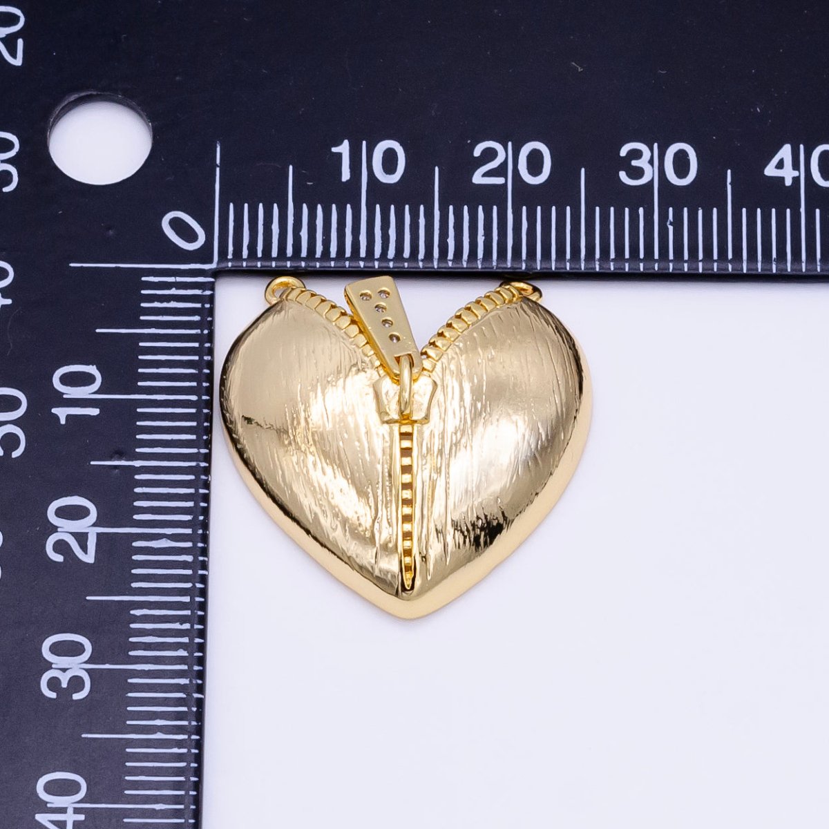 24K Gold Filled Micro Paved CZ Open Zipper Heart | F064 - DLUXCA