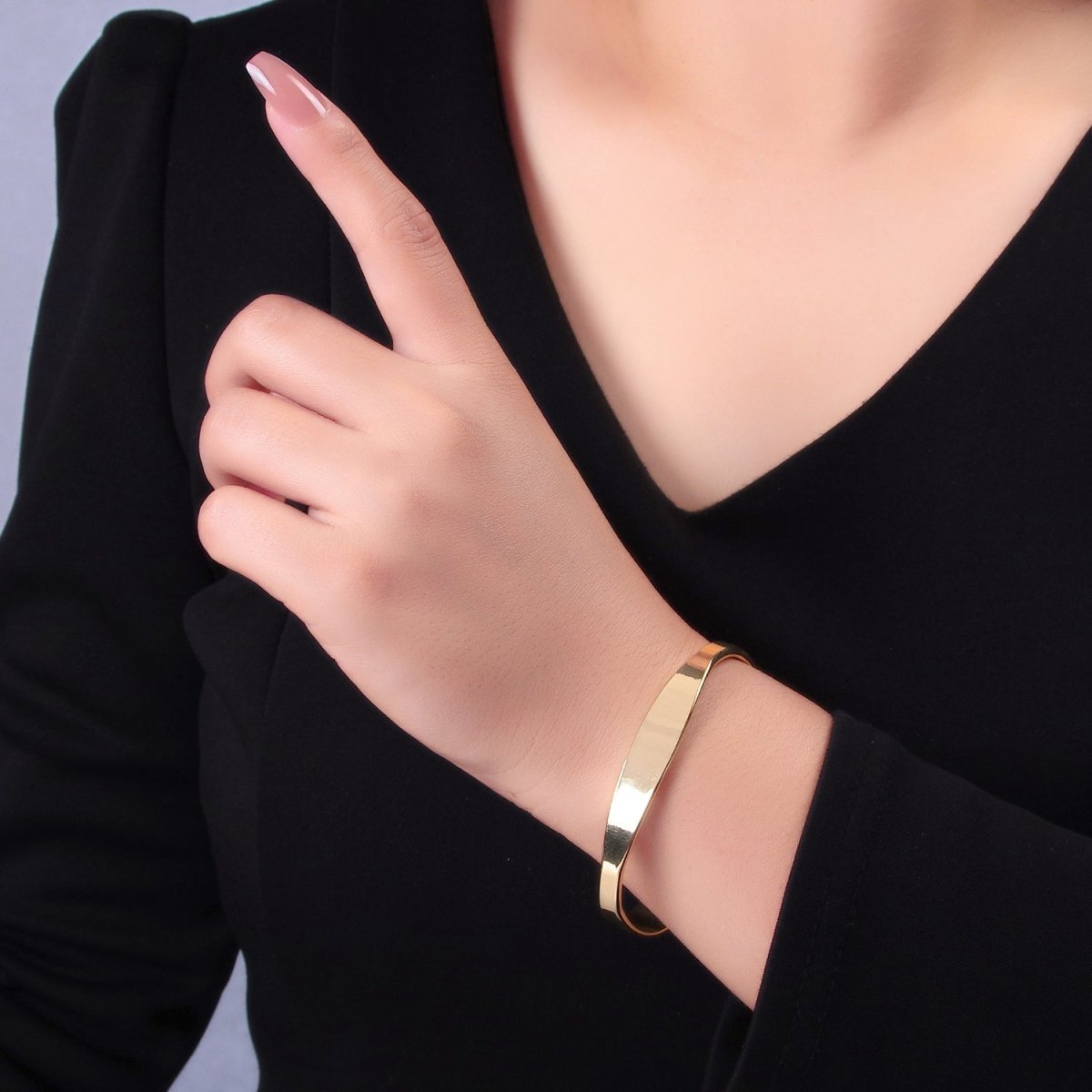 24K Gold Filled Minimalist Band Cuff Bracelet | WA - 2663 - DLUXCA