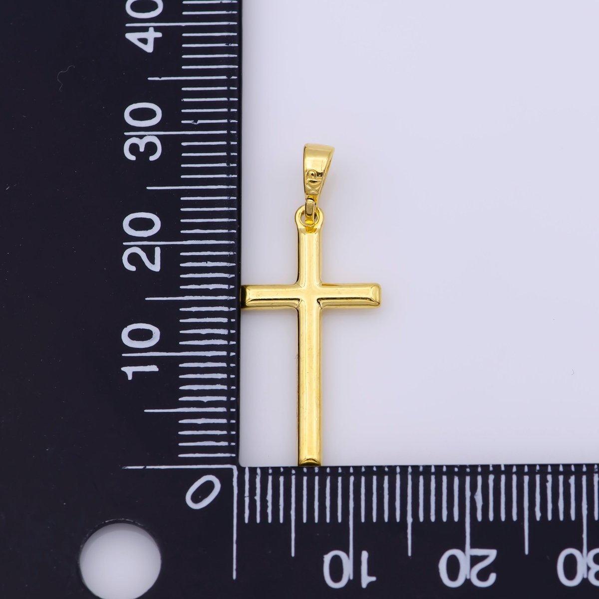 24K Gold Filled Minimalist Cross Pendant in Gold, Rose Gold & Silver | I663 - DLUXCA