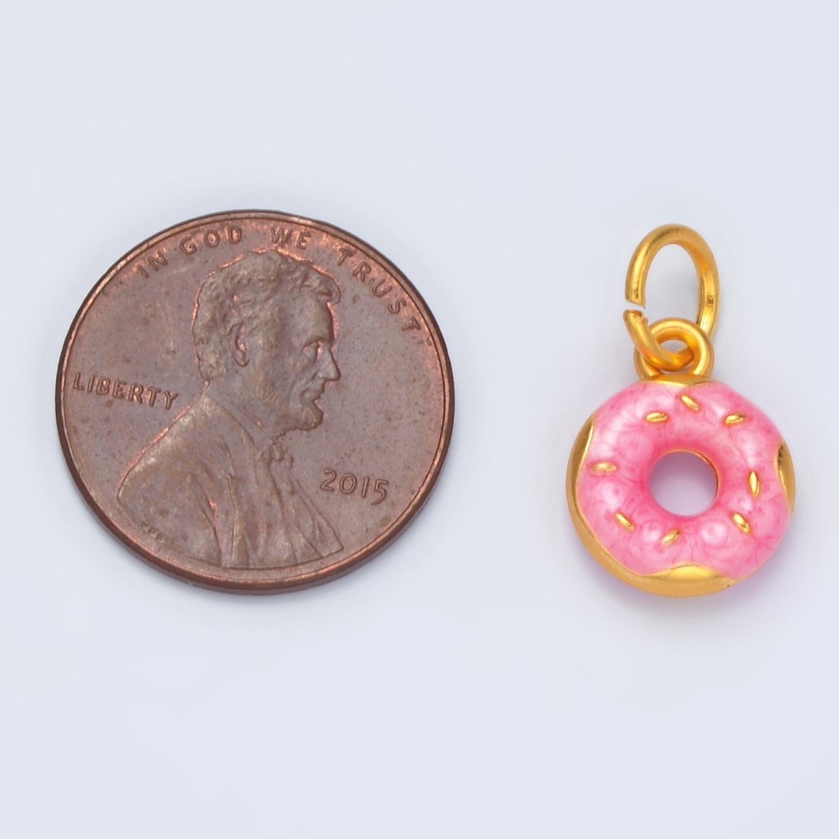 24K Gold Filled Pink Glaze Donut w/ Sprinkles Food Charm | M152 - DLUXCA