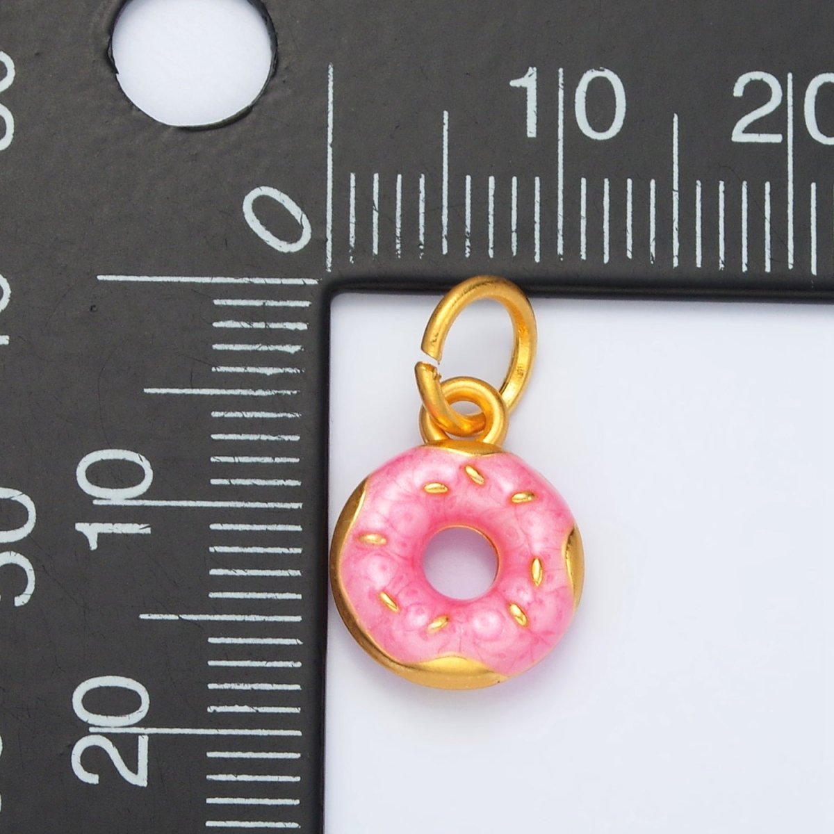 24K Gold Filled Pink Glaze Donut w/ Sprinkles Food Charm | M152 - DLUXCA