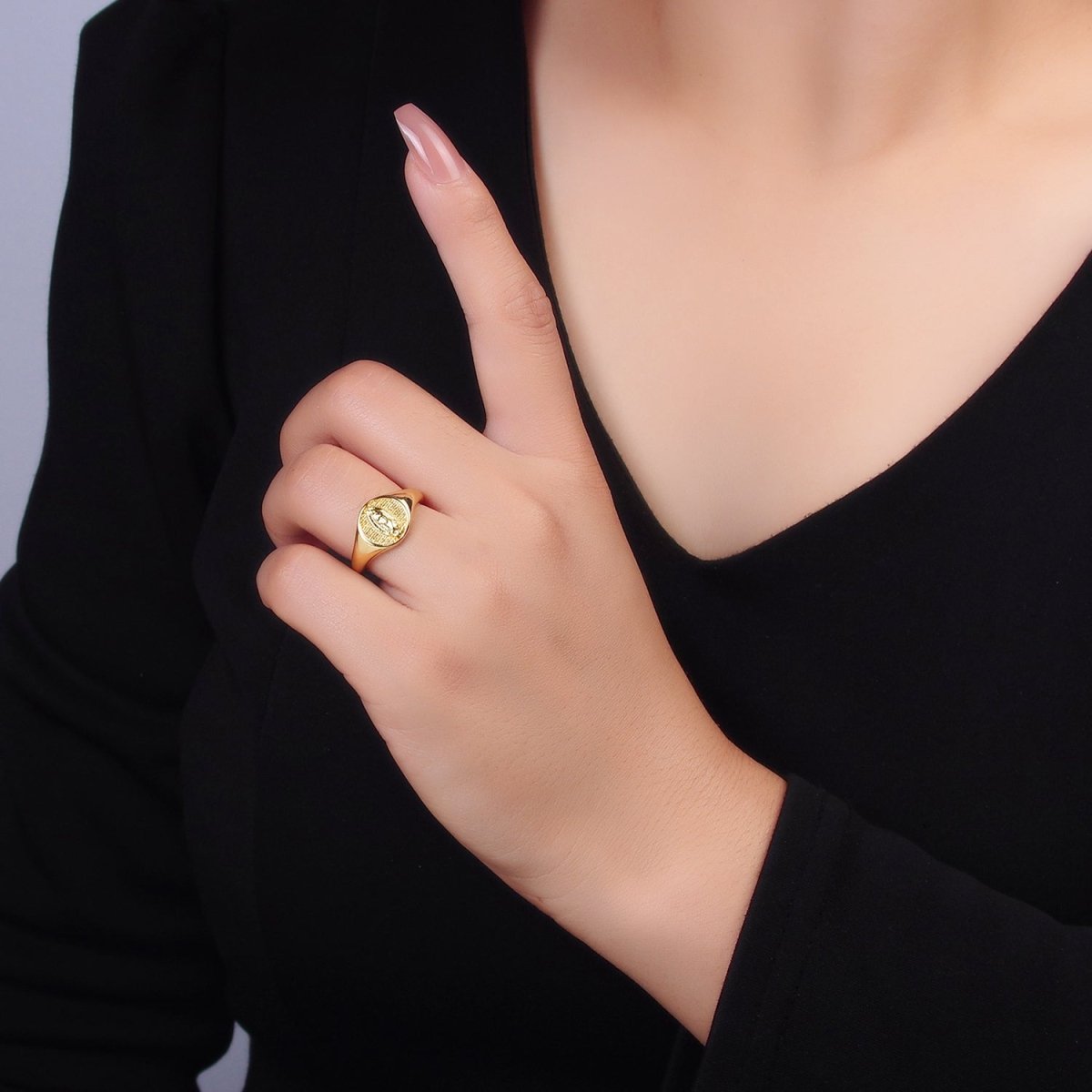 24K Gold Filled Religious Mother Mary Ribbed Signet Ring | O304 - DLUXCA