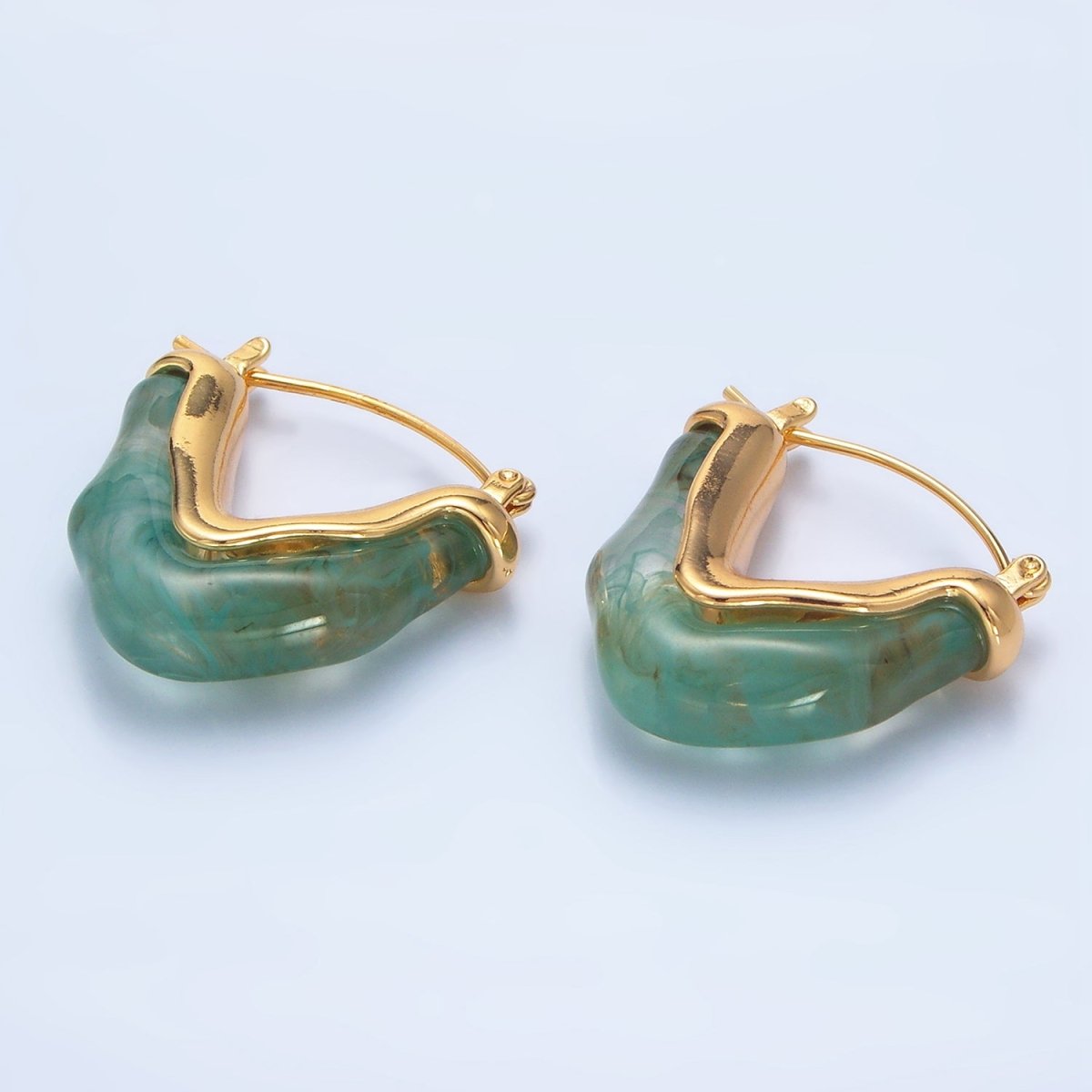 24K Gold Filled Resin V - Shaped Latch Hoop Earrings | P233 - P306 - DLUXCA