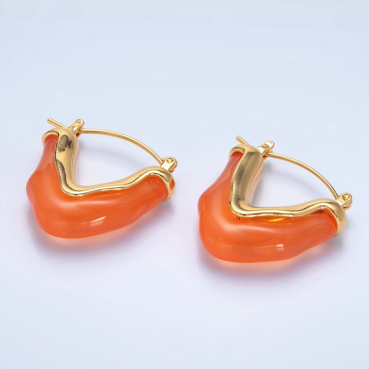 24K Gold Filled Resin V - Shaped Latch Hoop Earrings | P233 - P306 - DLUXCA