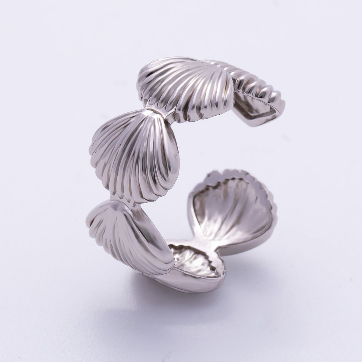 24K Gold Filled Ribbed Sea Clam Shell Adjustable Wide Ring in Gold & Silver | O1462 Rings - 00059 - DLUXCA