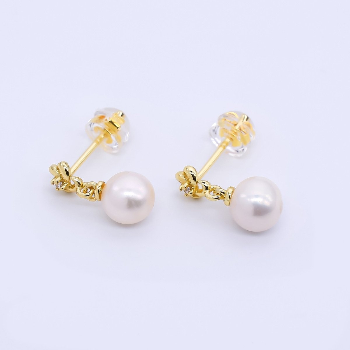 24K Gold Filled Round Freshwater Pearl Blooming Flower Drop Stud Earrings | Q - 390 - DLUXCA