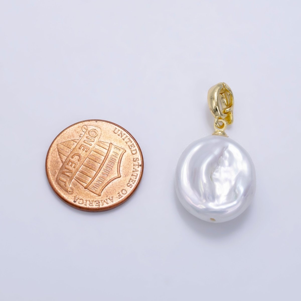 24K Gold Filled Round White Biwa Freshwater Pearl Snap Latch Bail Pendant | P1891 - DLUXCA