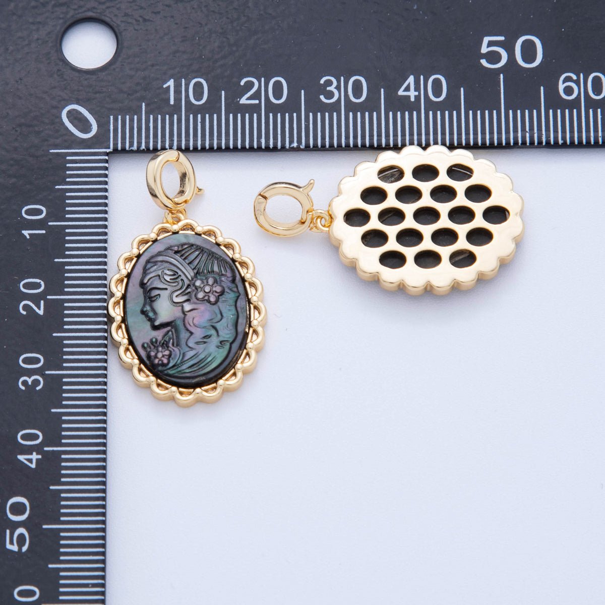 24K Gold Filled Shell Pearl Abalone Girl Women Portrait Oval Snap Latch Pendant | AH781 - AH783 - DLUXCA
