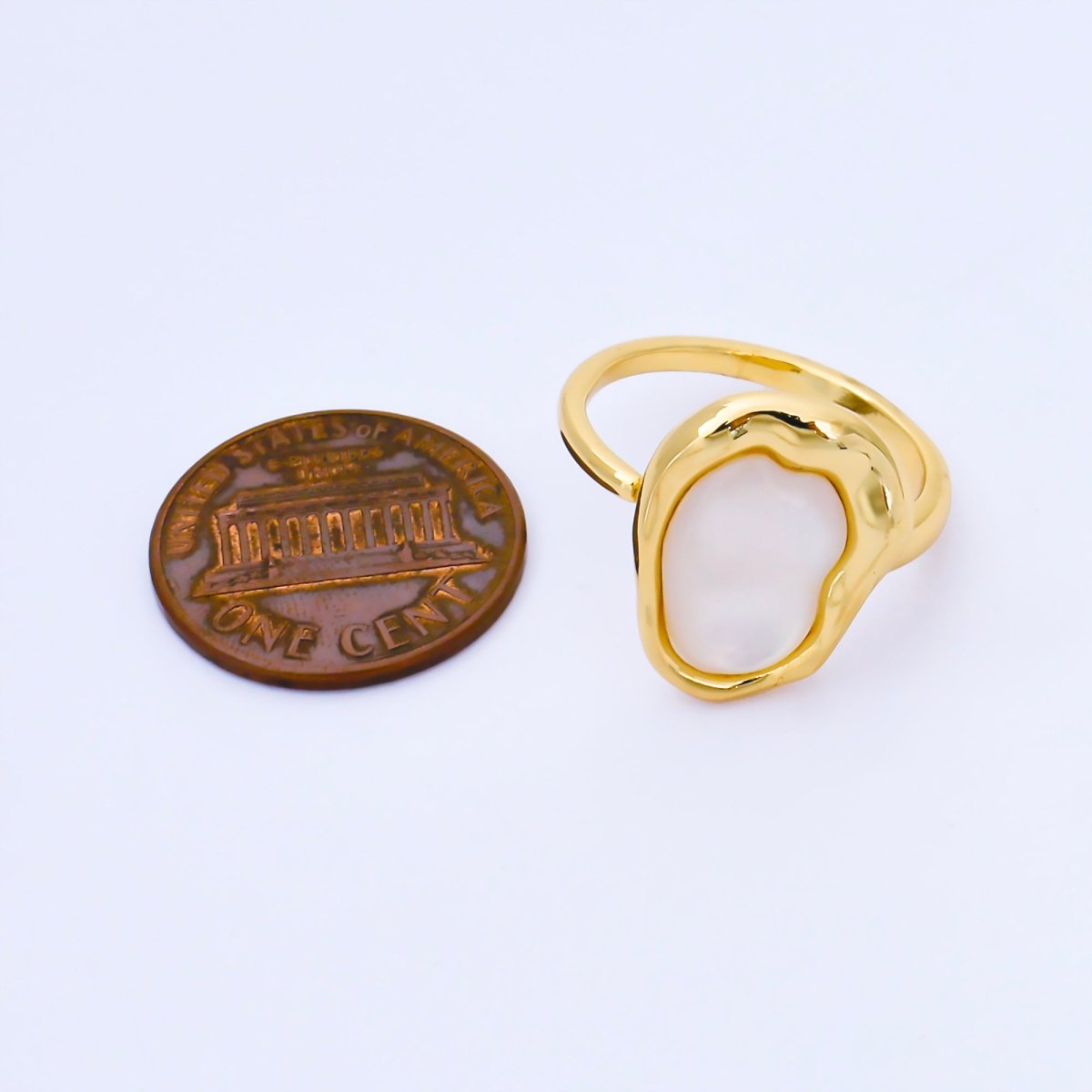 24K Gold Filled Shell Pearl Molten Bezel Solitaire Adjustable Ring | O1667 - DLUXCA