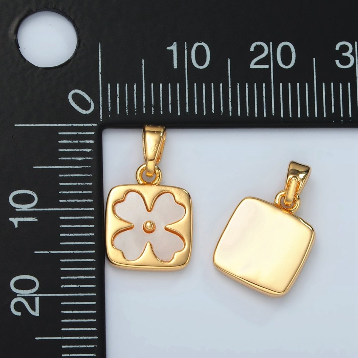 24K Gold Filled Shell Pearl Quatrefoil Flower Square Bezel Pendant | H587 - DLUXCA