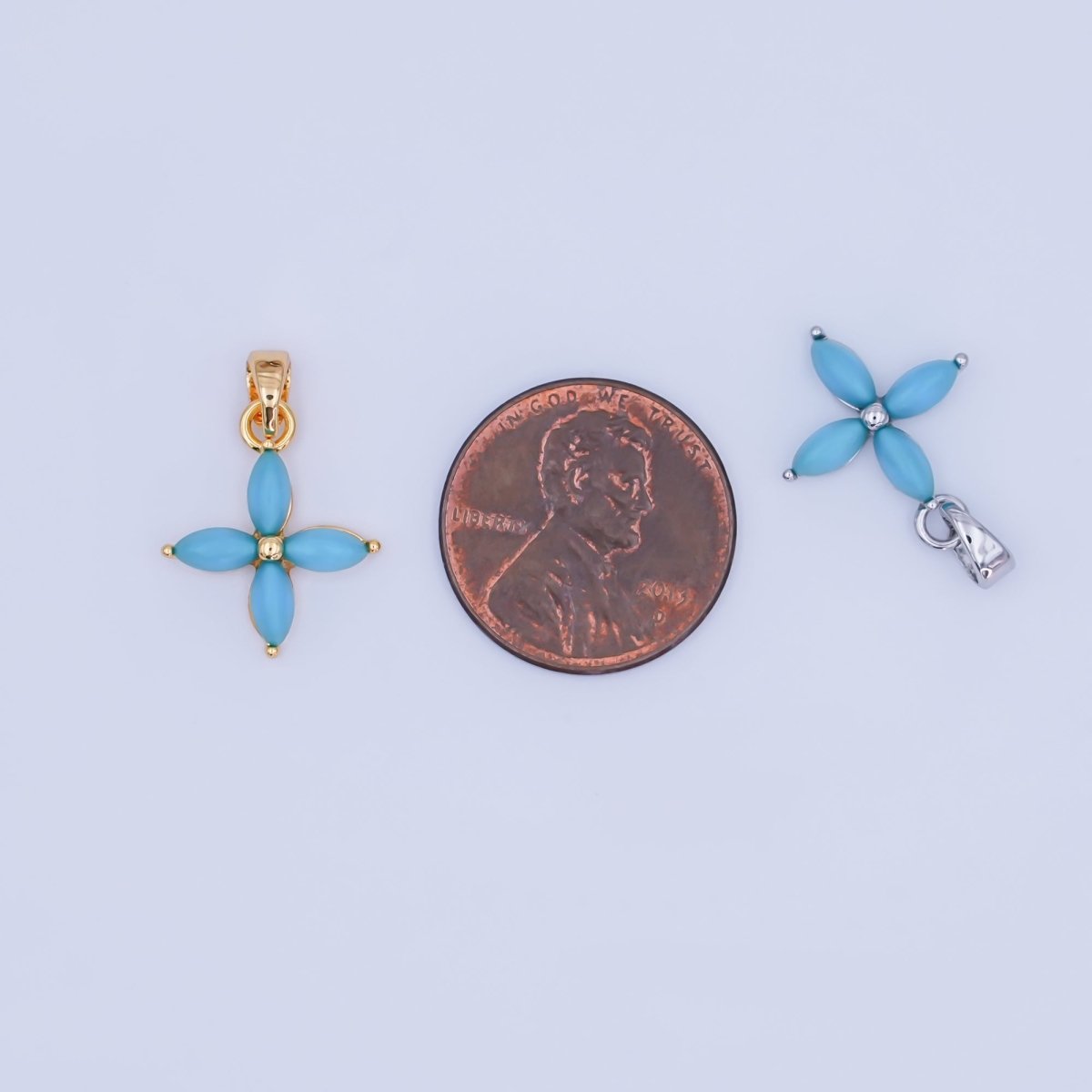 24K Gold Filled Turquoise Natural Gemstone Flower Pendant in Gold & Silver | AH411 - DLUXCA