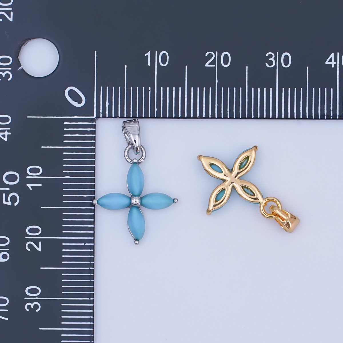 24K Gold Filled Turquoise Natural Gemstone Flower Pendant in Gold & Silver | AH411 - DLUXCA
