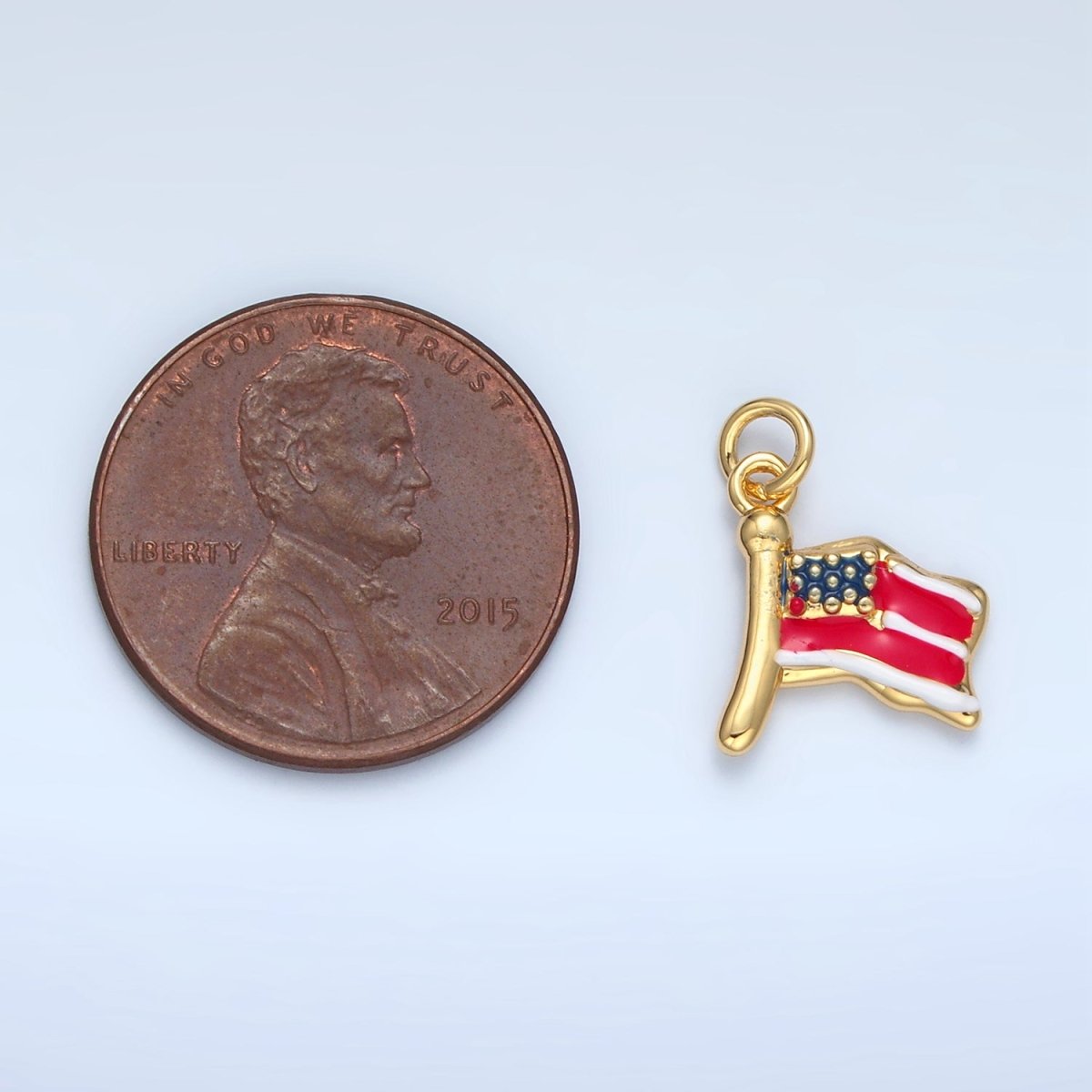 24K Gold Filled United States of America USA Flag Charm in Gold & Silver | N770 - DLUXCA