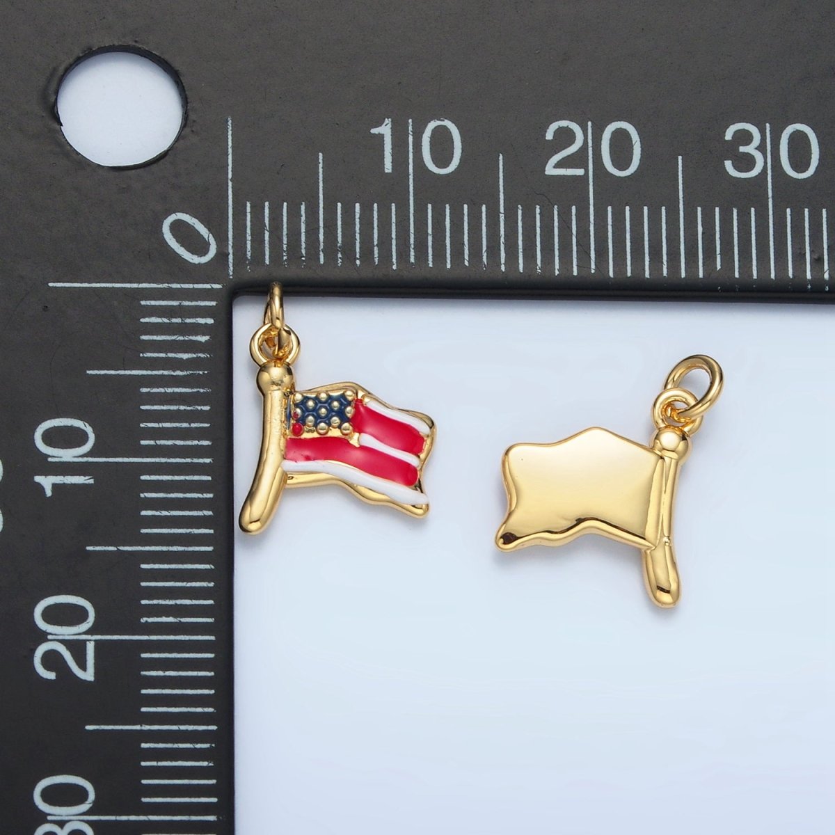 24K Gold Filled United States of America USA Flag Charm in Gold & Silver | N770 - DLUXCA