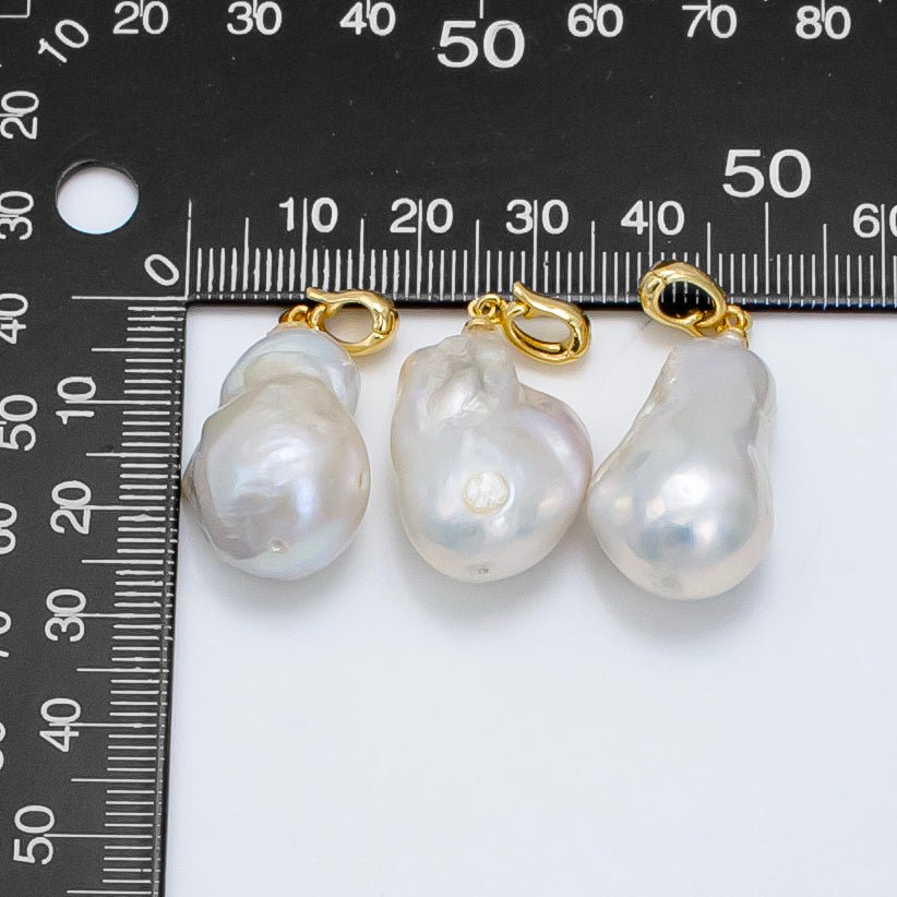 24K Gold Filled White Baroque Freshwater Pearl Snap Latch Bail Pendant | P1906 - DLUXCA