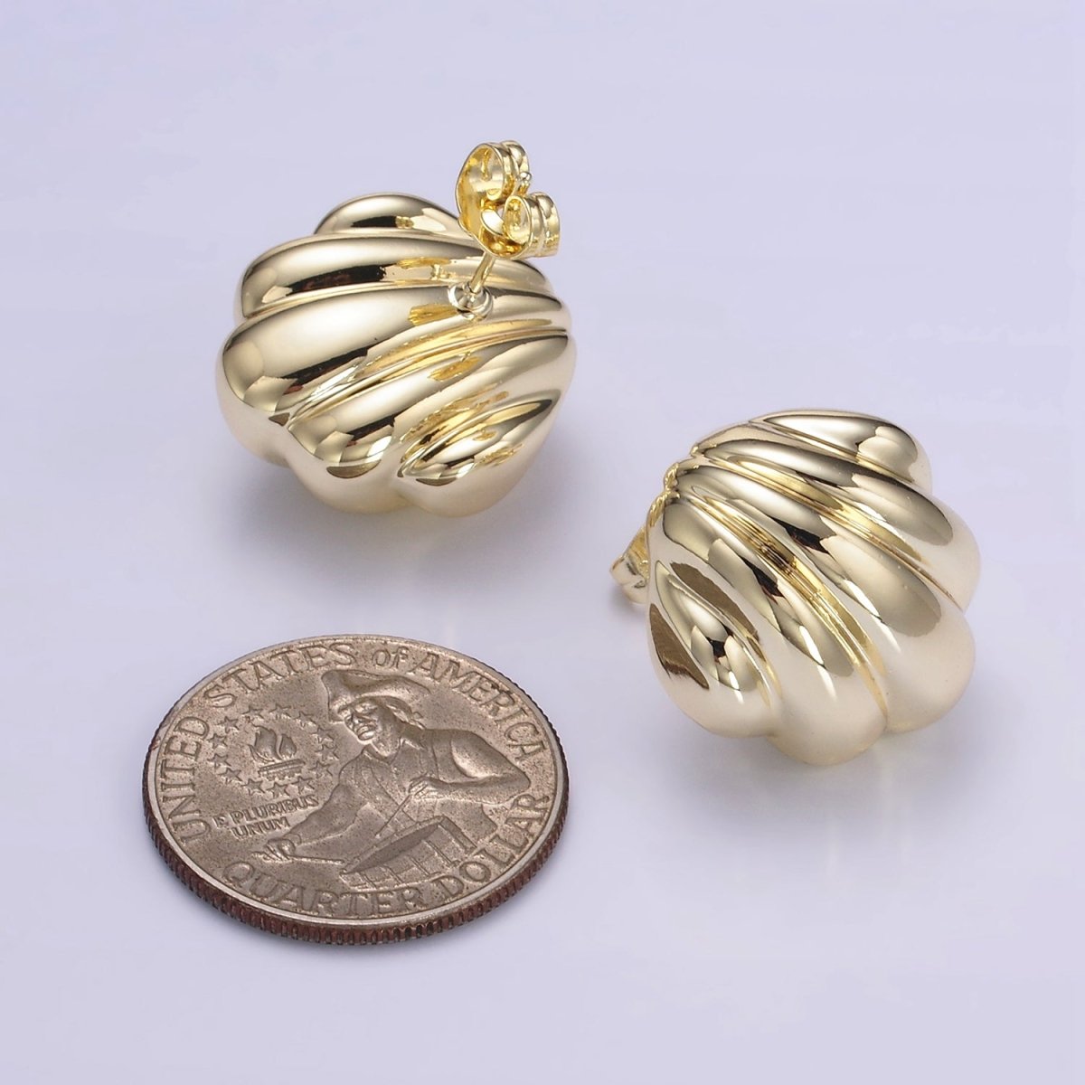 24mm Lightweight Puffed Croissant Stud Earrings | V181 - DLUXCA