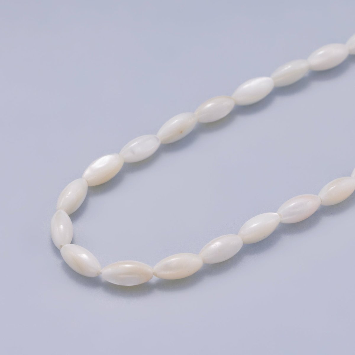 4.5mm White Button Trochid Freshwater Pearl Strand Finding | WA - 04421 - DLUXCA