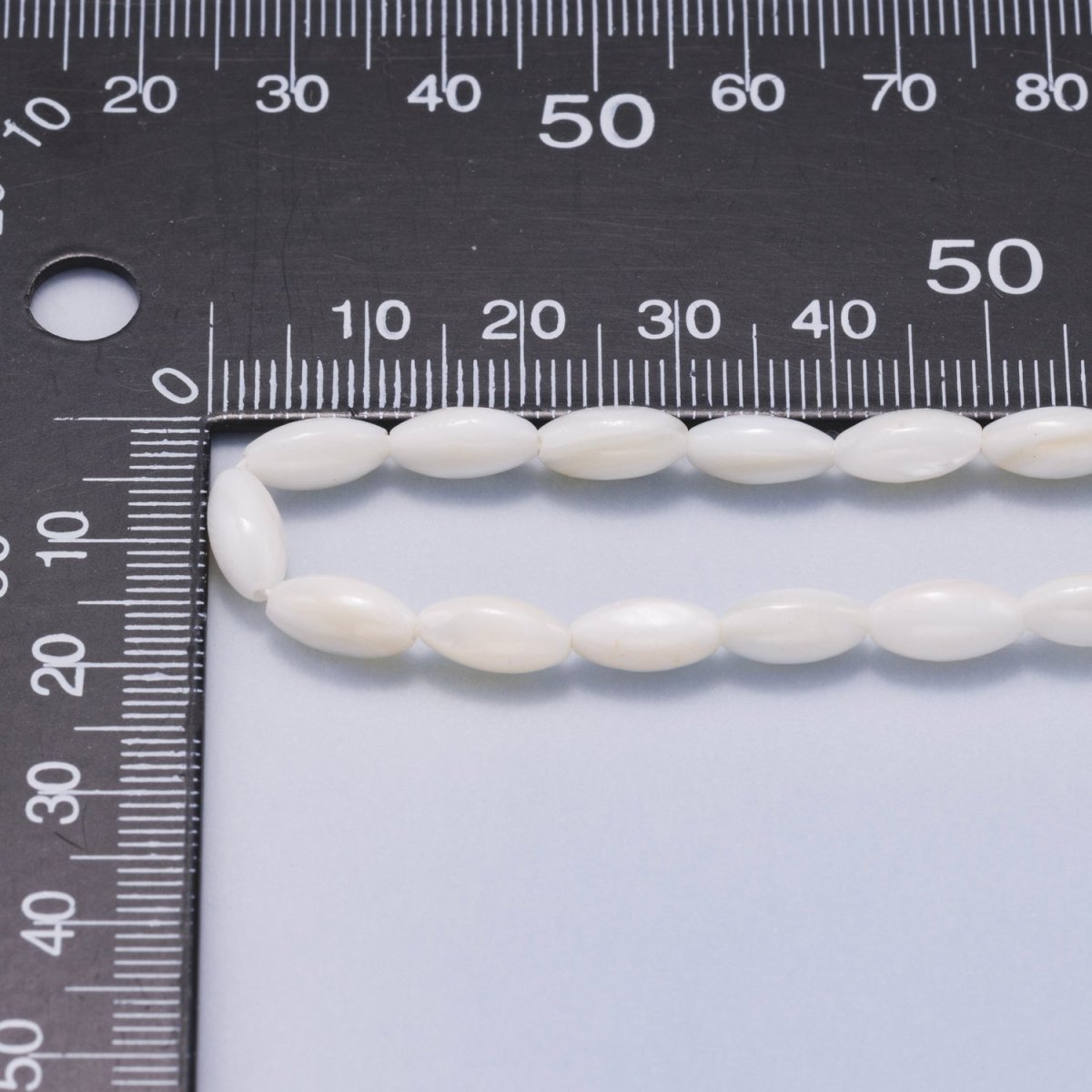 4.5mm White Button Trochid Freshwater Pearl Strand Finding | WA - 04421 - DLUXCA