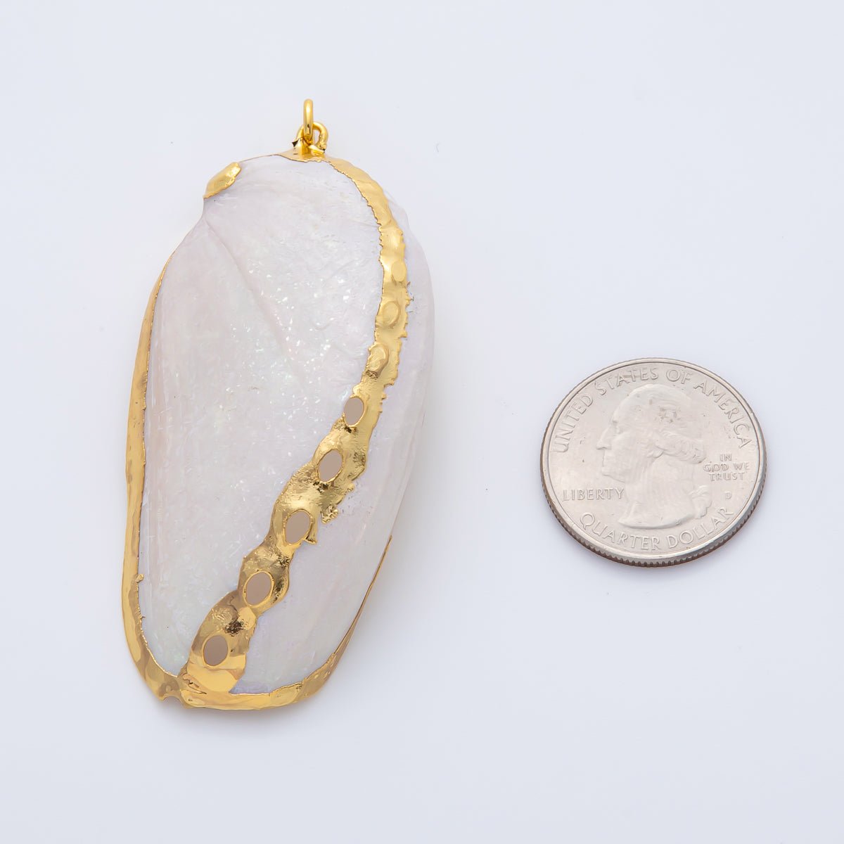 68mm Statement Pieces Shell Pearl Charm | AF1406 - DLUXCA