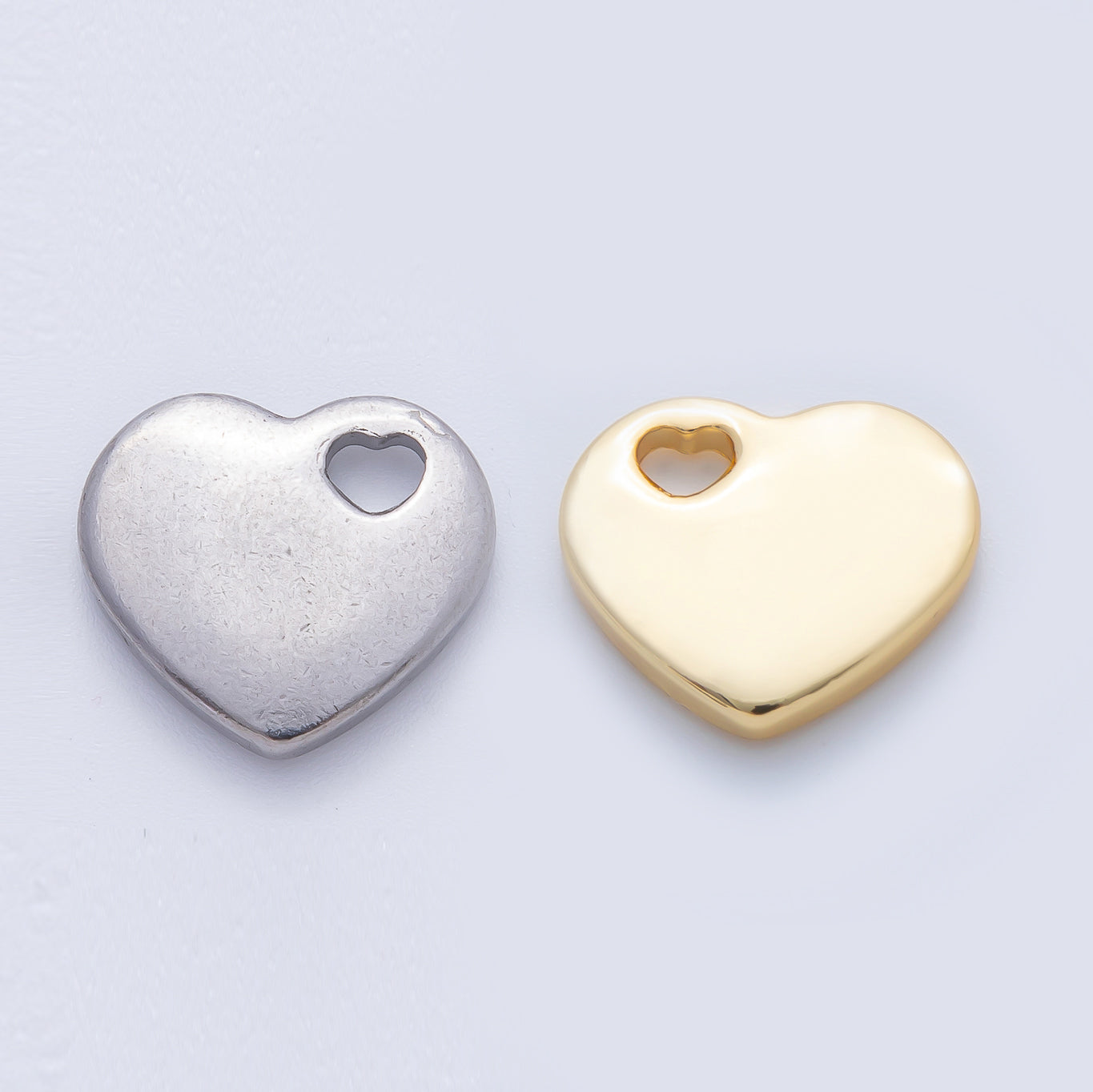 18K Gold Plated 16mm Heart-Shaped Open Loop Heart Beads | B290