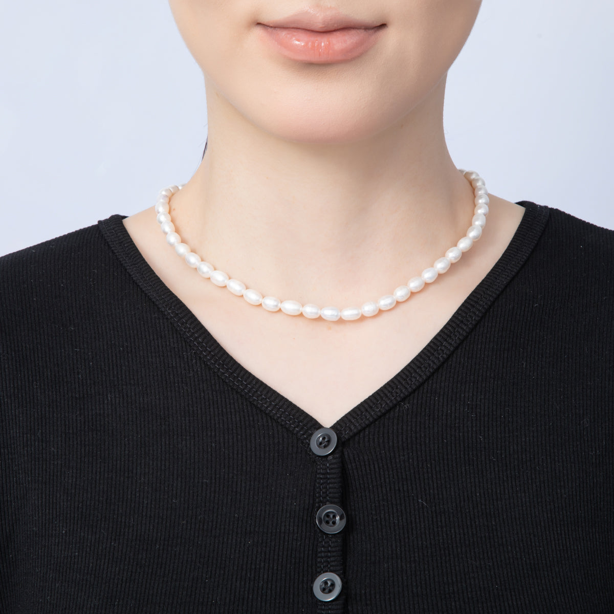 18K Gold Filled 6.4mm White Freshwater Pearl Button 15 Inch Choker Necklace | WA-4054
