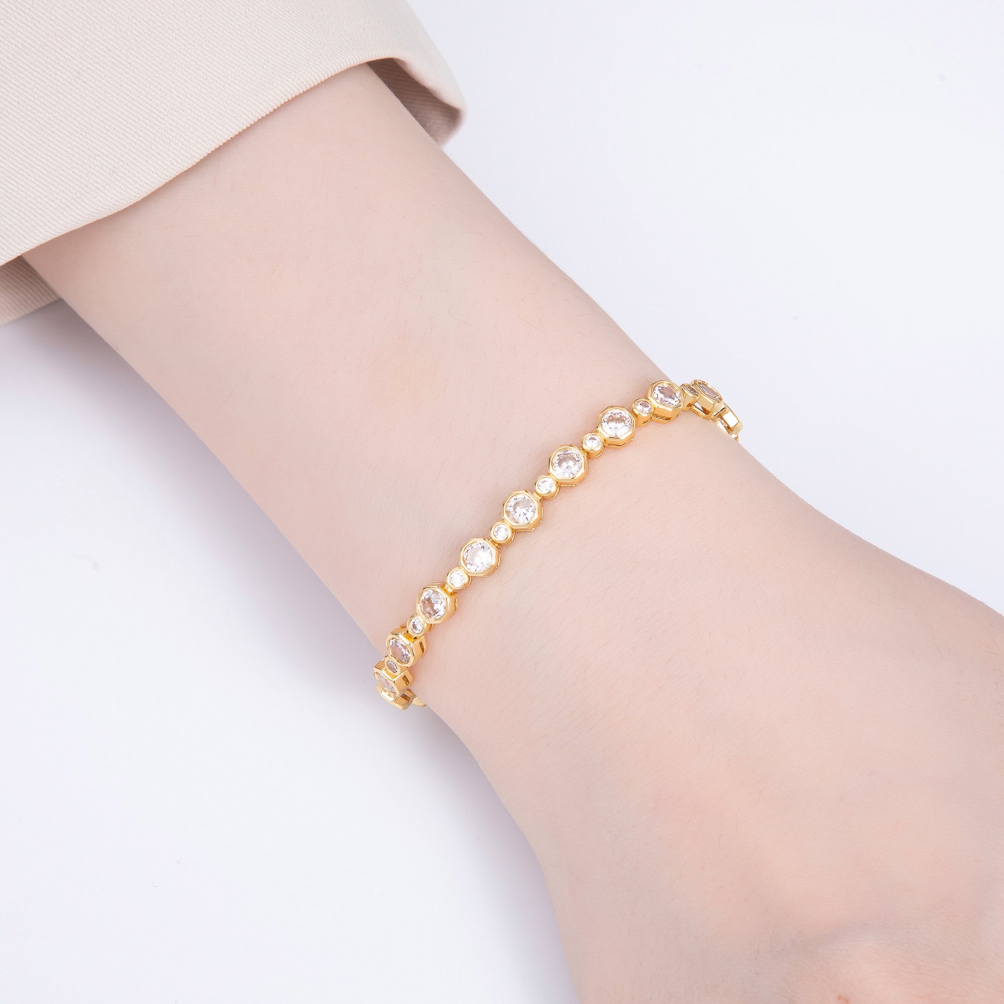 16K Gold Filled 4.2mm Clear CZ Cluster Tennis Chain 7 Inch Adjustable Bracelet | WA-04272