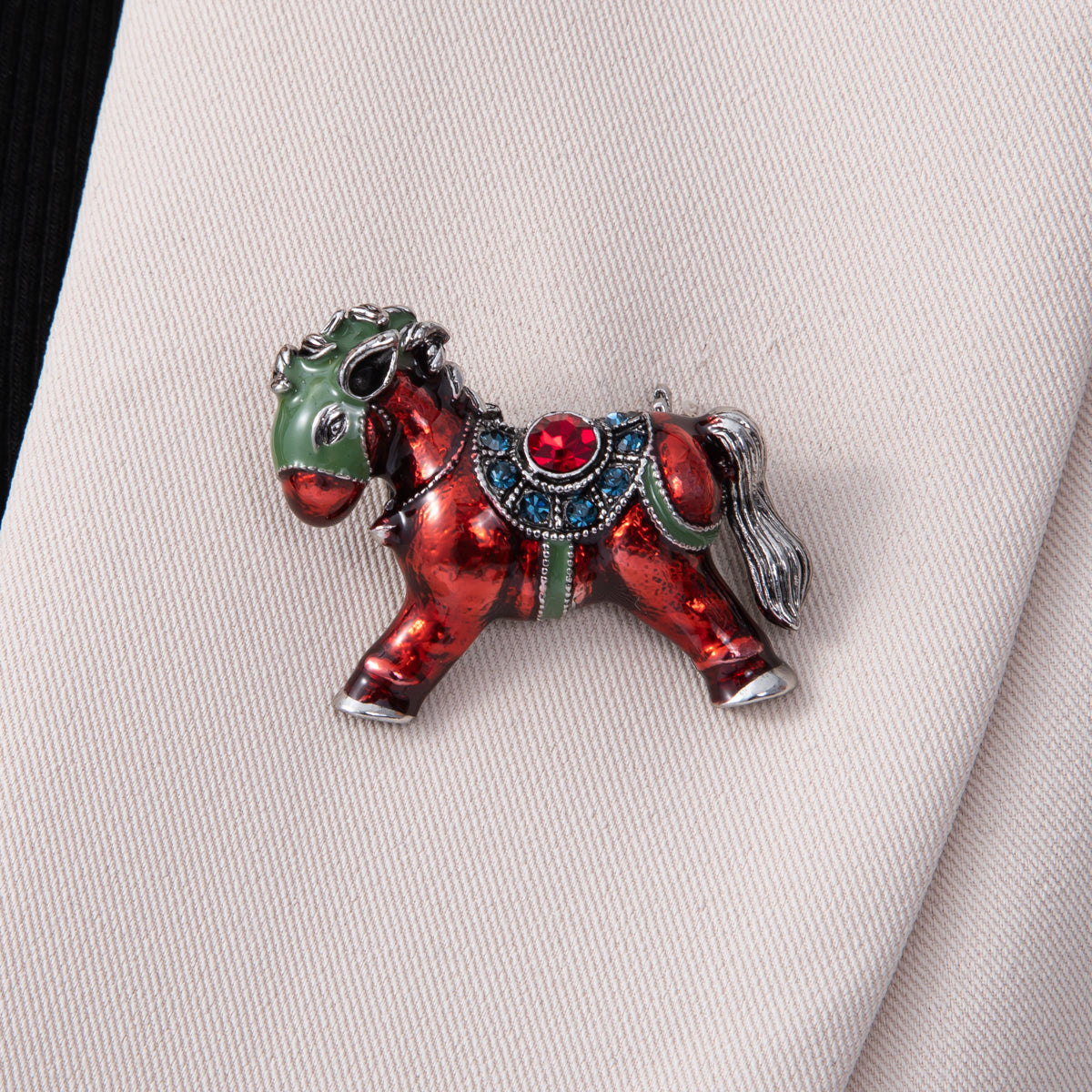 Vintage Silver 40mm x 29mm Red Army Horse Animal Pin Brooch | BH-104