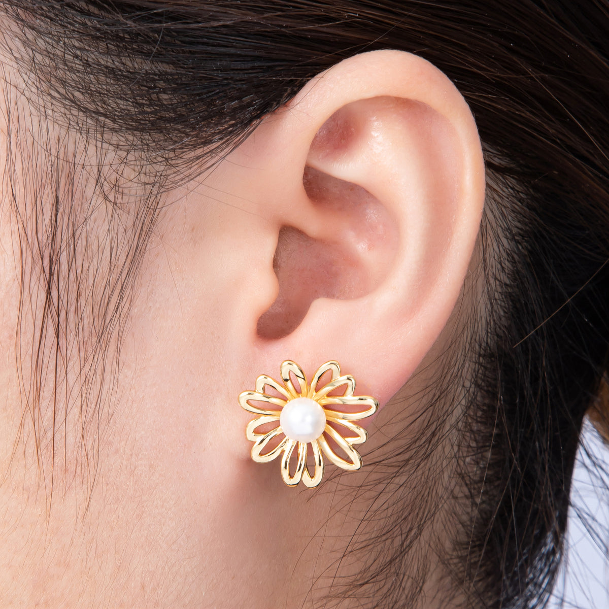 14K Gold Filled 19mm Shell Pearl Open Flower Stud Earrings | Earrings-00052