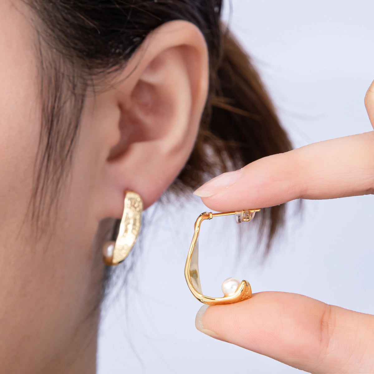 14K Gold Filled 22mm Shell Pearl Hammered J-Shaped Hoop Earrings | Earrings-00051