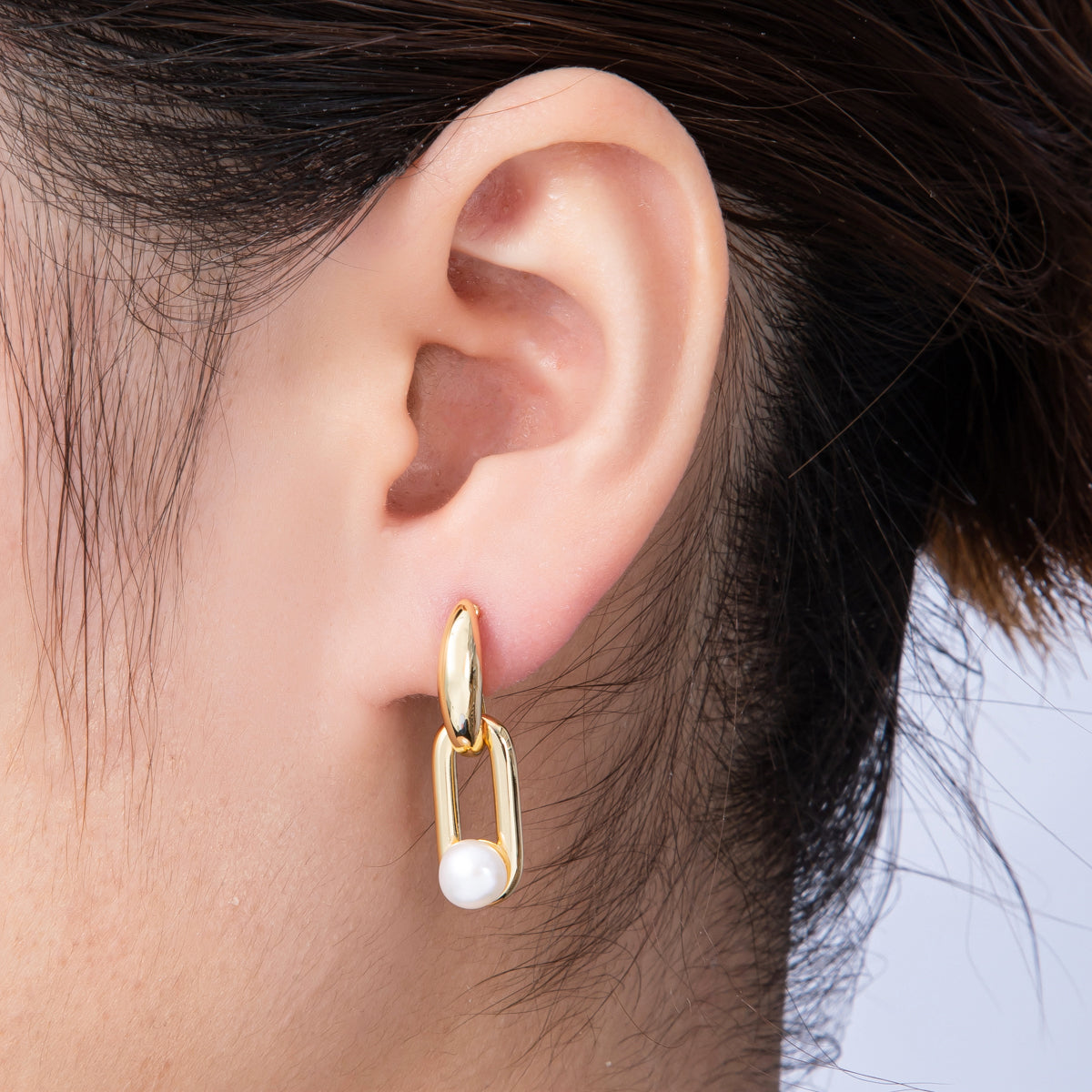 14K Gold Filled 28.8mm Shell Pearl Paperclip Drop Stud Earrings | Earrings-00059