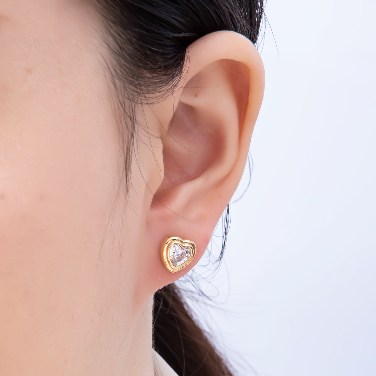 16K Gold Filled 9mm Clear CZ Love Heart Bezel Stud Earrings in Gold & Silver | Earrings-00417 Earrings-00418