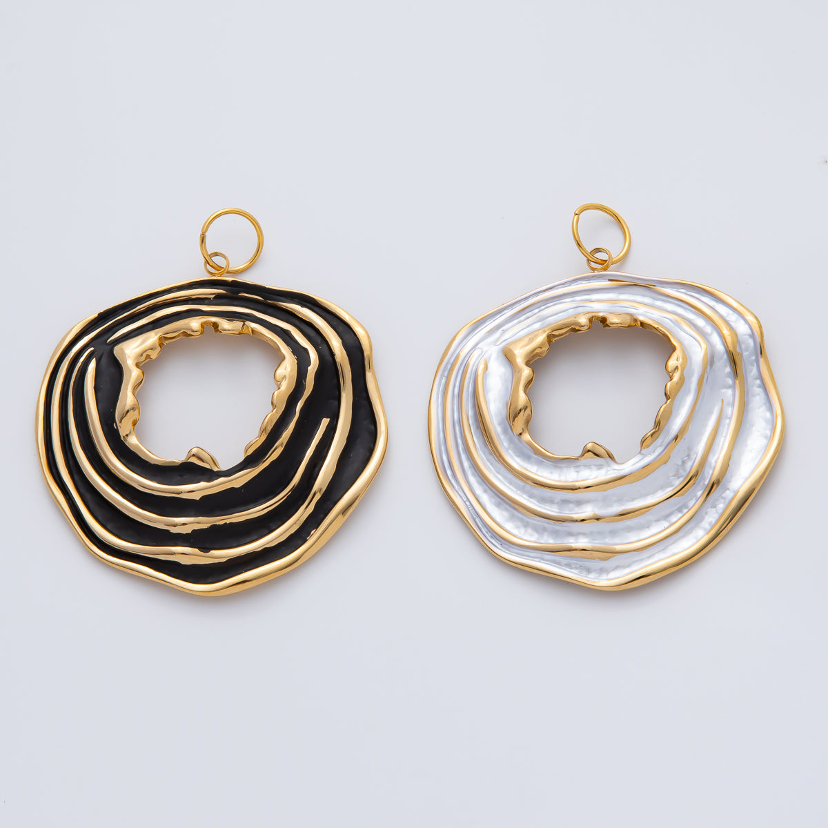 18K Gold Plated 55mm Handpainted Black, White Enamel Oval Multiple Layers Charm | AF1426
