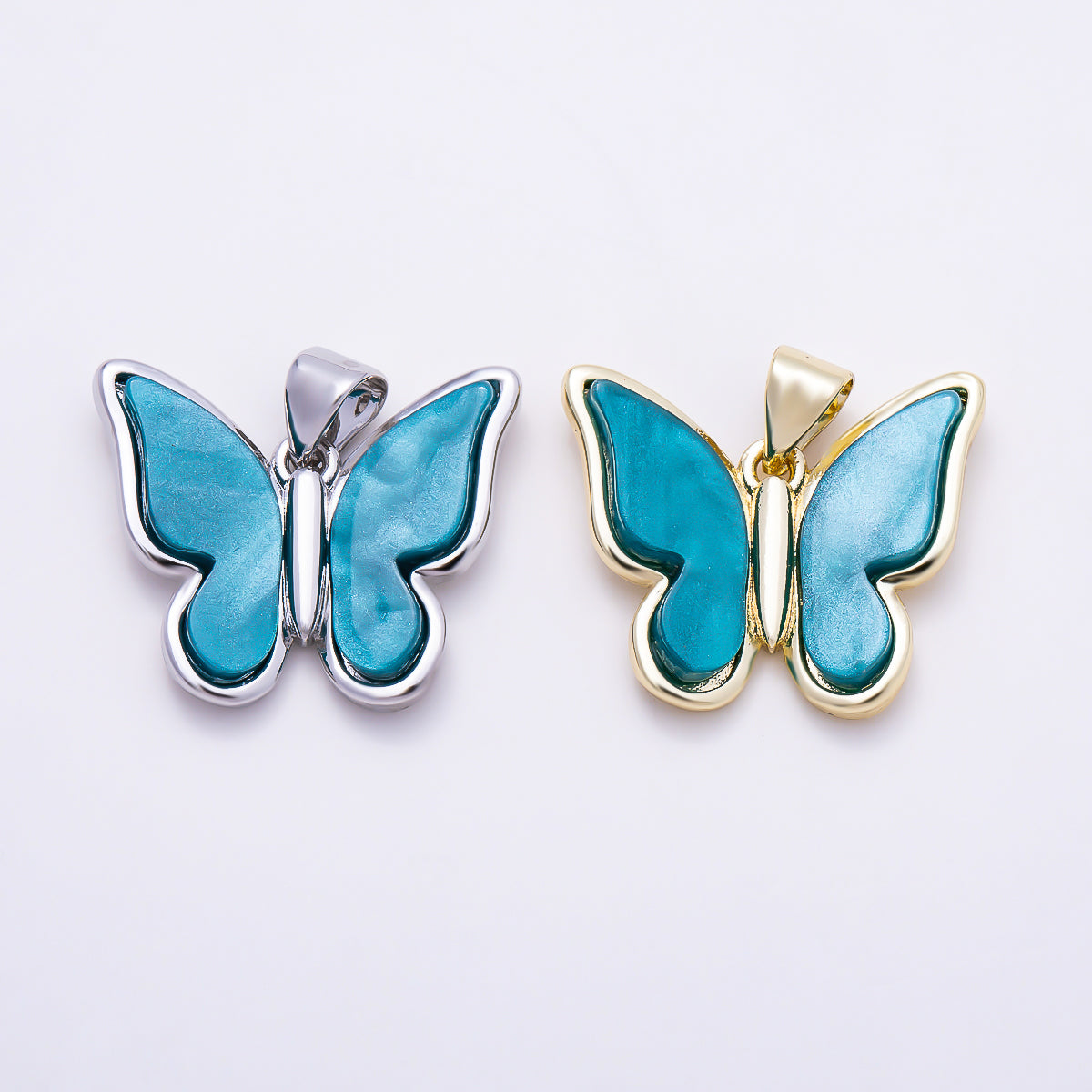 16K Gold Filled 19mm Blue Mother of Pearl Butterfly Mariposa Animal Pendant | Charms-01783 - Charms-01784