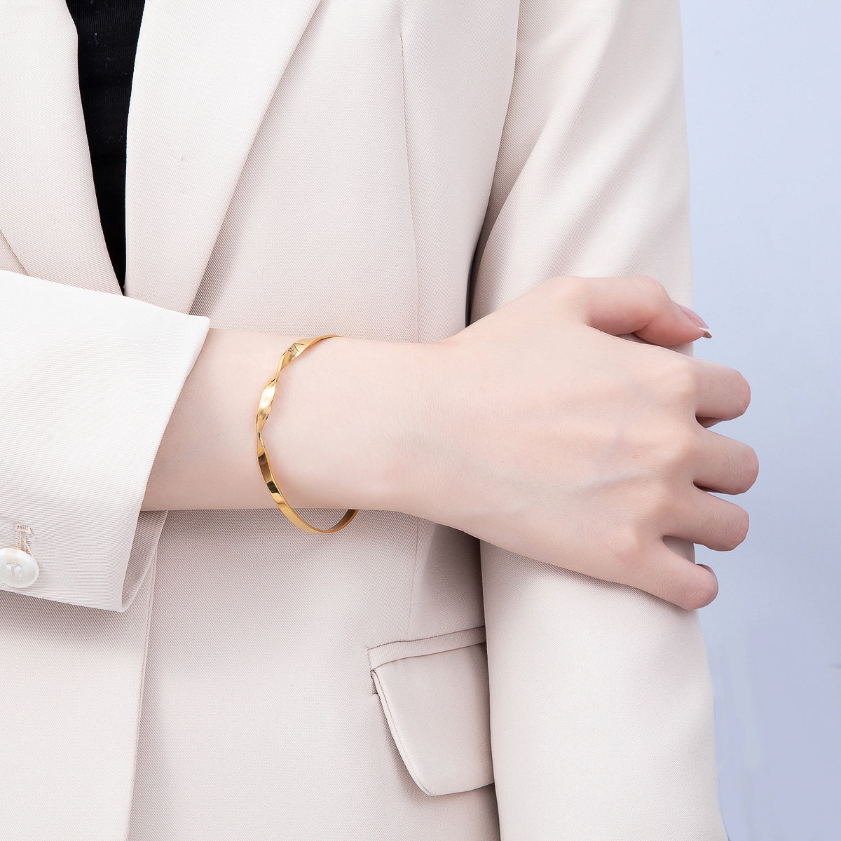 Stainless Steel Gold PVD Minimalist Twist Cuff Bracelet | WA-01986
