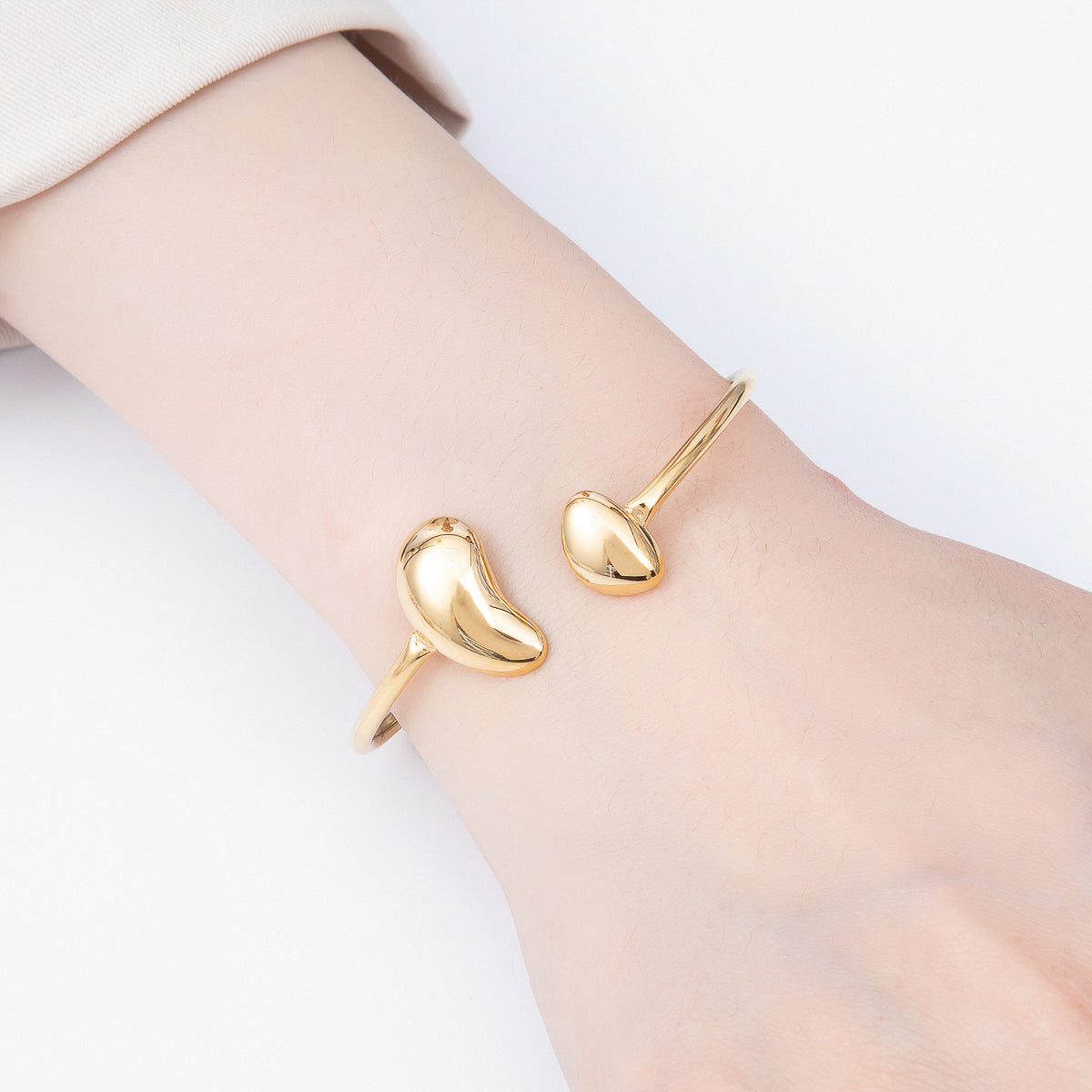 Stainless Steel Gold PVD Minimalist Molten Heart Bean Oval Wrap Cuff Bracelet | WA-01230