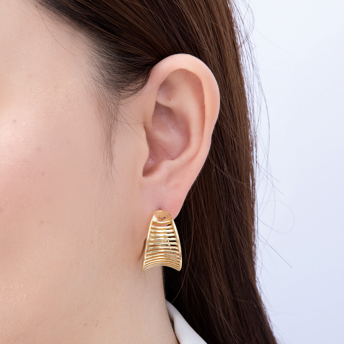 16K Gold Filled 25mm Open Lined Wide Geometric C-Shaped Hoop Earrings | Earrings-00797