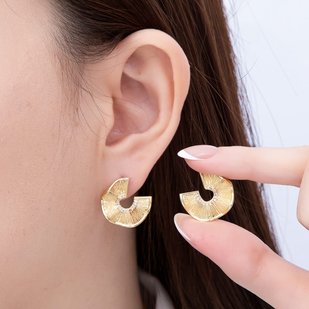 16K Gold Filled 20mm Clear CZ Radiant Sunburst Textured Fan Stud Earrings| Earrings-00813