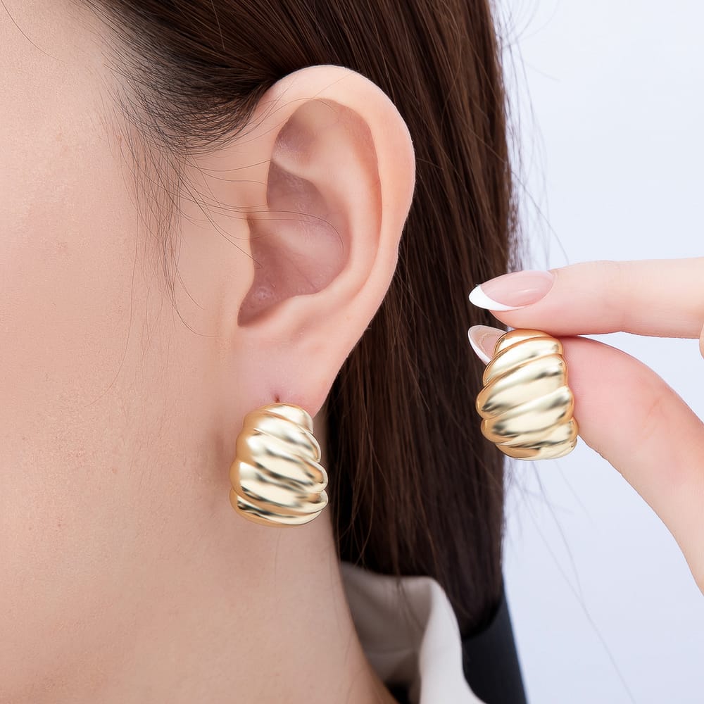 16K Gold Filled 25mm Simple Plain Chunky Croissant Ribbed Half-Hoop Earrings| Earrings-00814