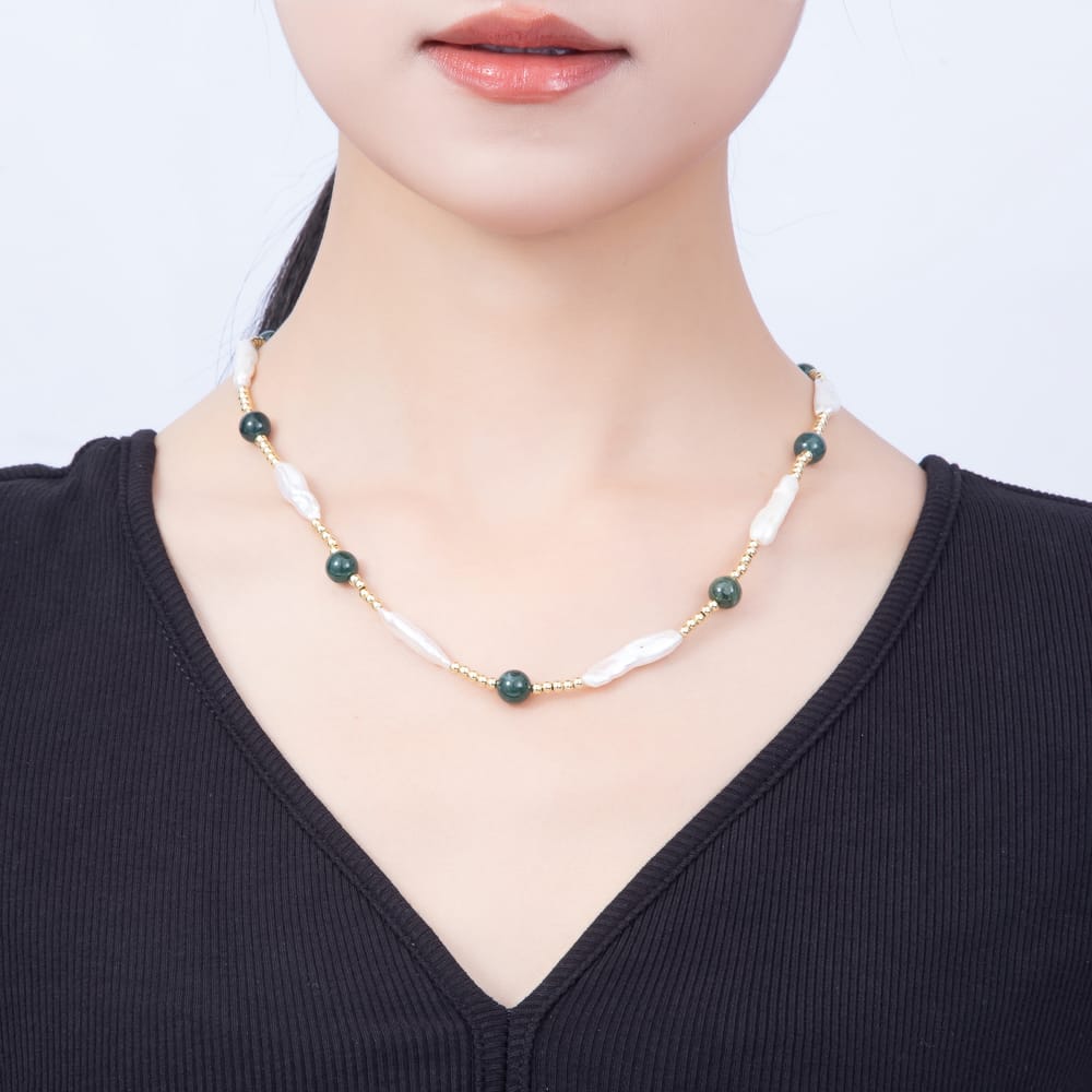 16K Gold Filled 8mm Biwa Stick Pearl & Green Gemstone Bead Strand 19 Inch Necklace | WA-01101