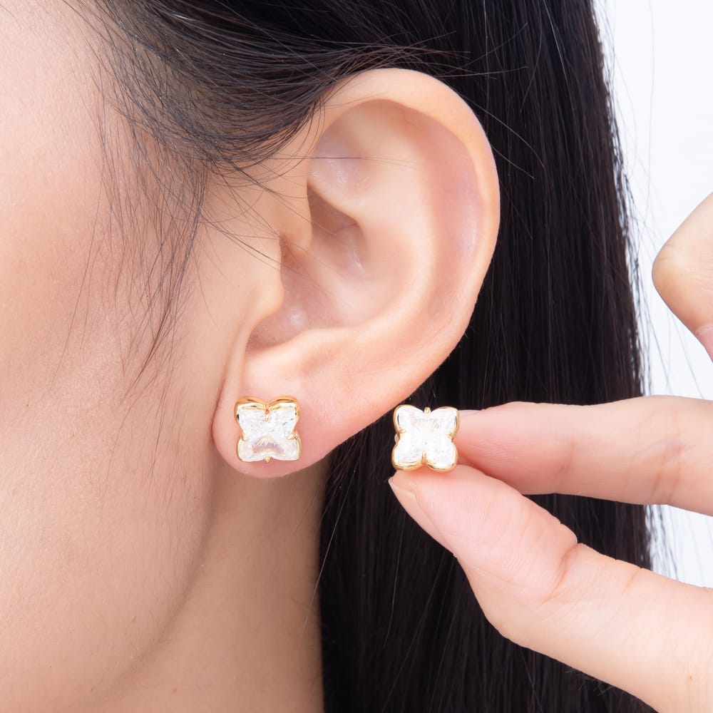 16K Gold Filled 19mm Princess Cut Clear CZ Four-Petal Flower Stud Earrings| Earrings-00912